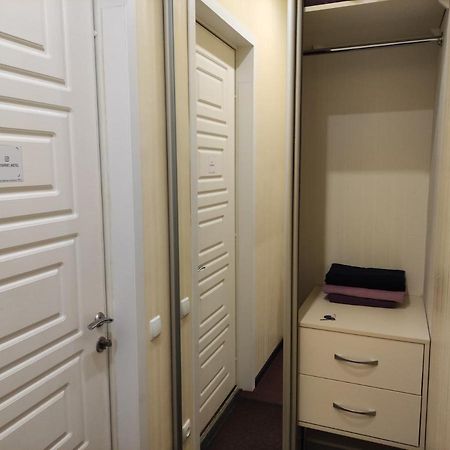 Small Room With Big Cinema Харьков Экстерьер фото